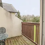 Whitbarrow Holiday Village 24 *