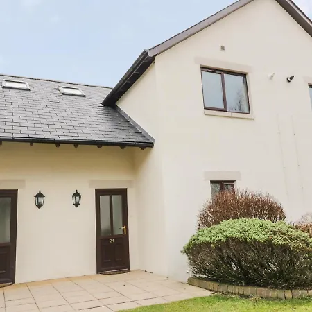 Whitbarrow Holiday Village 24 *