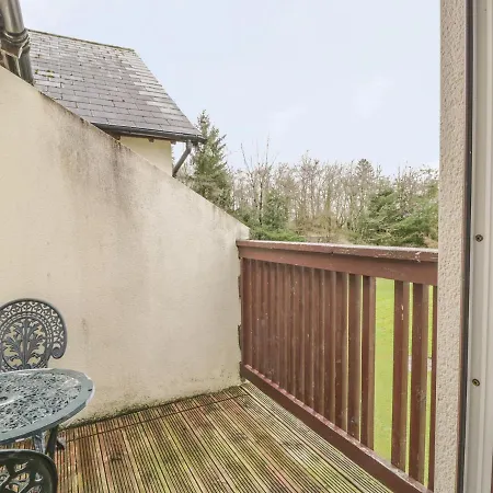 Whitbarrow Holiday Village 24 *